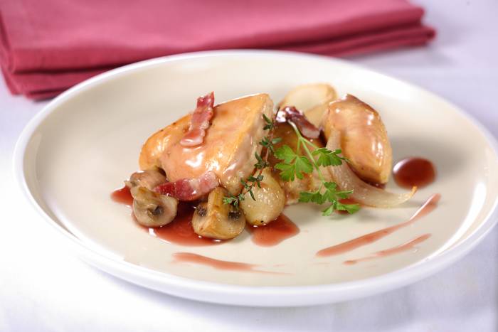 Pollo al vino tinto