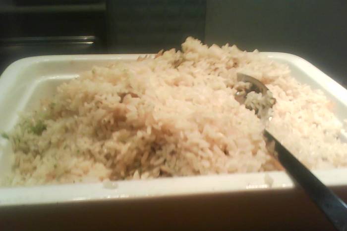 Arroz frito para acompañar