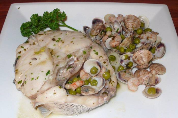Merluza con chirlas y gambas, para mtgp