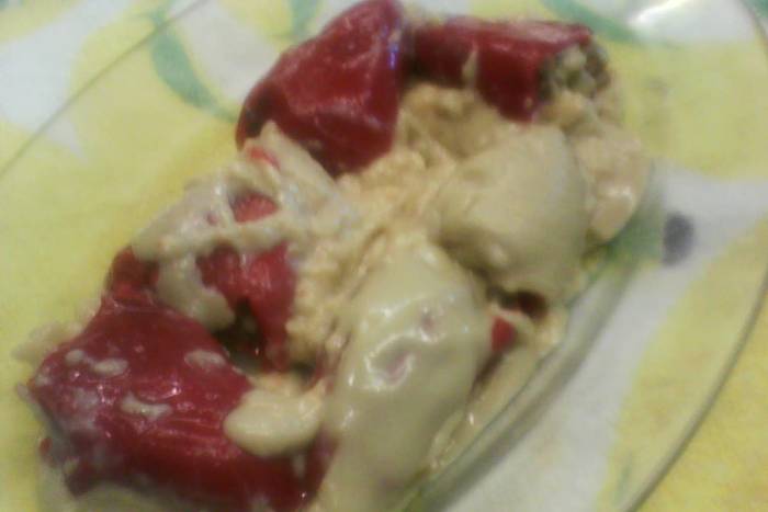 Pimientos del piquillo con bechamel