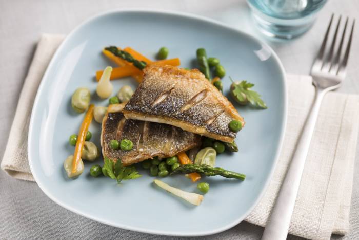 Lubina con verduras