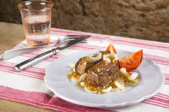 Hígado encebollado