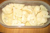 Preparativos iniciales para la coliflor rebozada