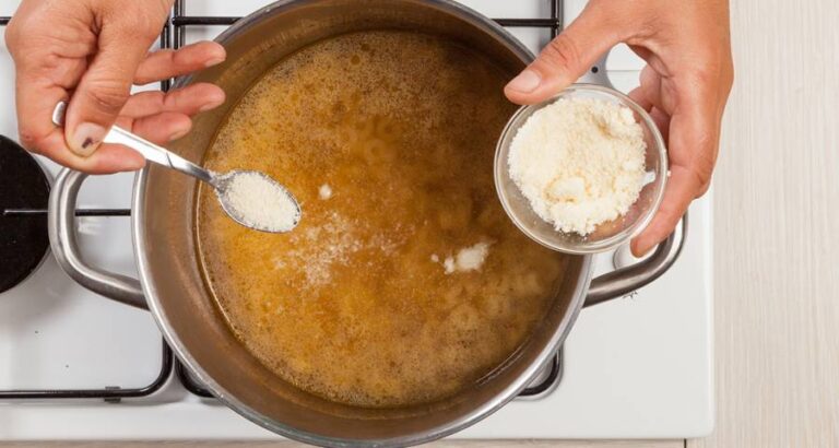 Hoy te vamos a dar un truco muy sencillo para dar un sabor espectacular a esta sopa.